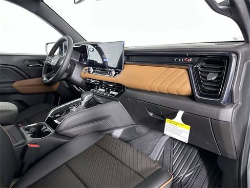 New 2026 GMC Canyon AT4 w/ Technology Plus Package image 30