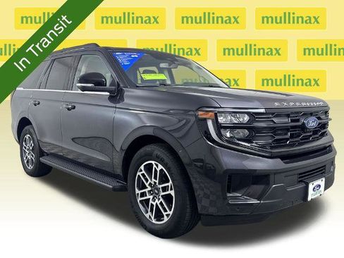 Certified 2025 Ford Expedition Active RWD image 1