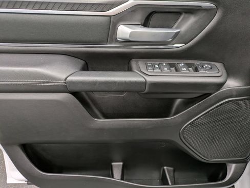 Used 2025 RAM 1500 Big Horn AWD/4WD image 10