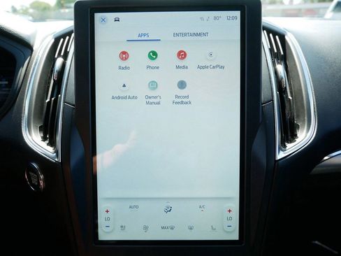 Certified 2024 Ford Edge Titanium image 24