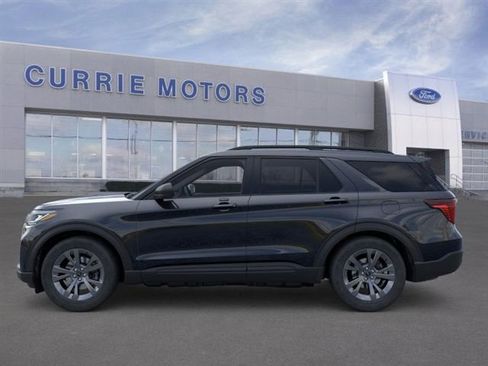New 2026 Ford Explorer Active w/ Active Comfort Package image 3