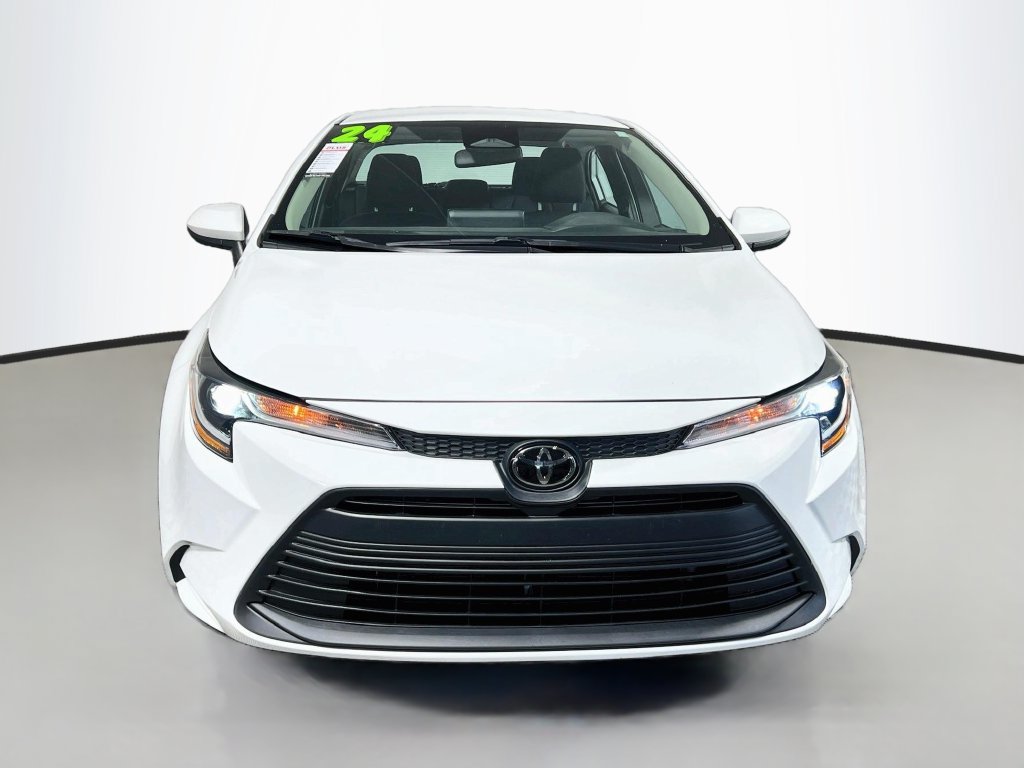 Used 2024 Toyota Corolla LE FWD image 8
