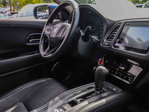 Used 2019 Honda HR-V EX-L image 25