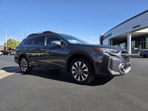 Used 2023 Subaru Outback Touring XT image 2