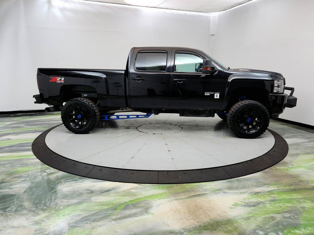 Used 2014 Chevrolet Silverado 2500 LTZ w/ LTZ Plus Package AWD/4WD image 4