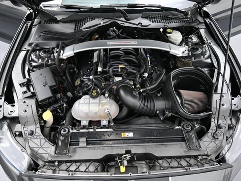 Used 2017 Ford Mustang Shelby GT350 w/ Electronics Package image 34