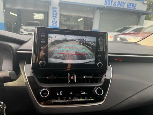 Used 2020 Toyota Corolla LE image 7