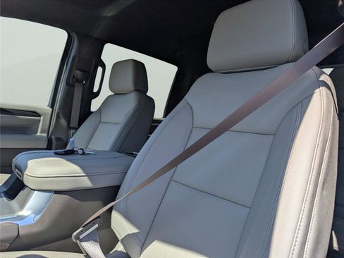New 2026 GMC Sierra 2500 SLT AWD/4WD image 29
