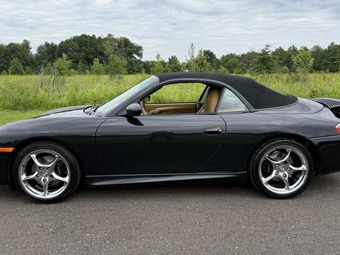 Used 2003 Porsche 911 Carrera RWD image 12