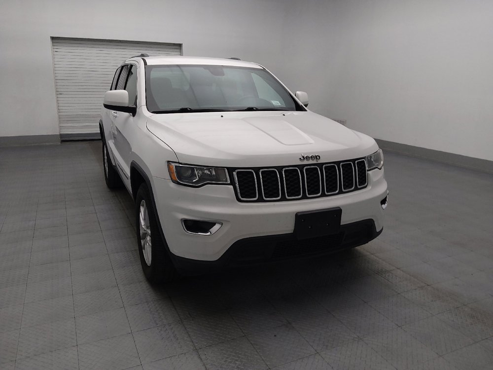 Used 2018 Jeep Grand Cherokee Laredo AWD/4WD image 14