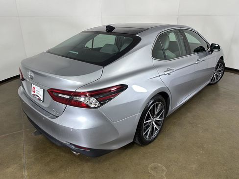Used 2023 Toyota Camry XLE w/ Navigation Package AWD/4WD image 10