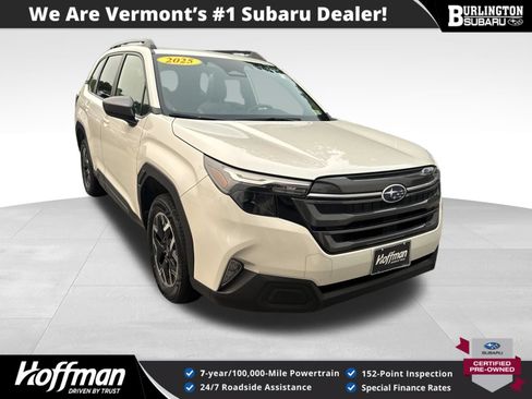 Certified 2025 Subaru Forester Premium AWD/4WD image 1