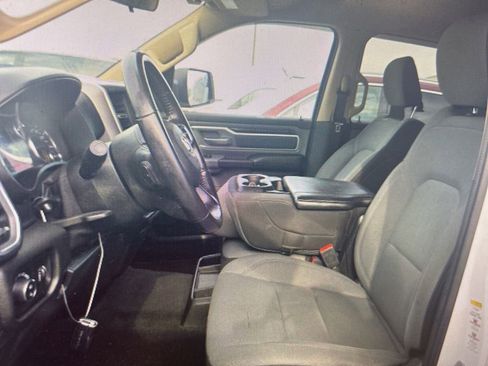Used 2020 RAM 1500 Big Horn AWD/4WD image 5