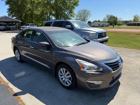 Used 2015 Nissan Altima 2.5 S w/ Power Driver Seat Package image 5
