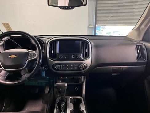 Used 2021 Chevrolet Colorado LT w/ LT Convenience Package image 20
