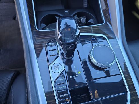 Used 2021 BMW X6 sDrive40i w/ Premium Package image 21