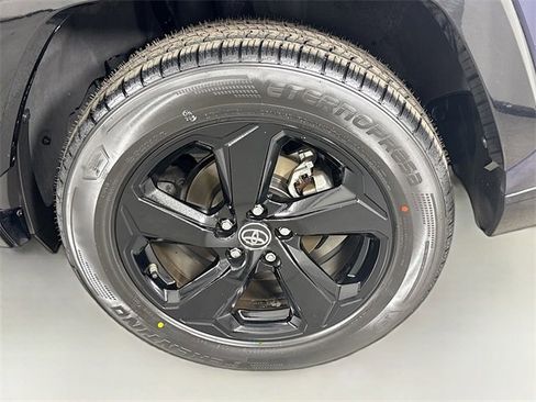 Certified 2019 Toyota RAV4 XSE image 32