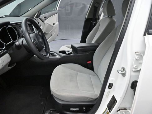 Used 2015 Kia Optima LX w/ LX Convenience Plus Package FWD image 13