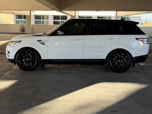 Used 2016 Land Rover Range Rover Sport HSE image 10