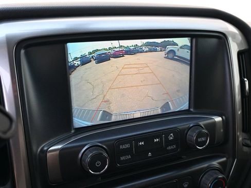 Used 2018 Chevrolet Silverado 1500 LT w/ Trailering Package image 12