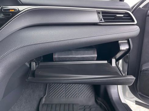 Used 2022 Toyota Camry LE image 26