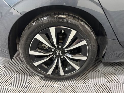 Used 2024 Honda Civic EX-L image 10
