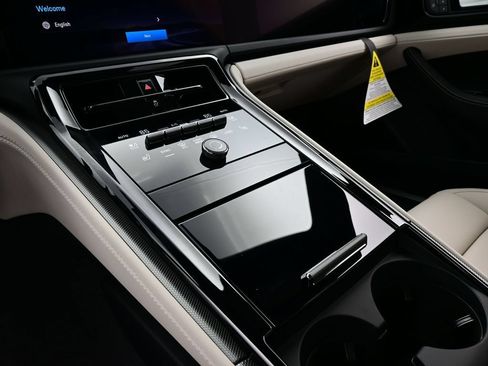 Certified 2026 Porsche Panamera 4 AWD/4WD image 11