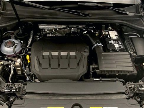 New 2025 Audi Q3 2.0T Premium image 11