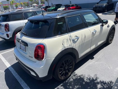 Used 2023 MINI Cooper 4-Door Hardtop FWD image 6