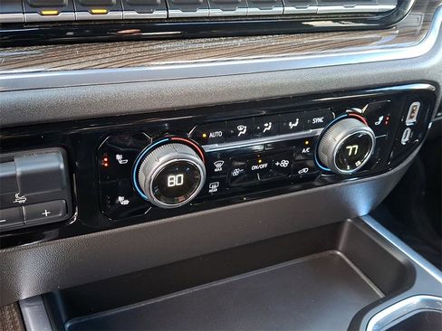 Used 2024 Chevrolet Silverado 1500 LT Trail Boss w/ LT Trail Boss Premium Package image 15