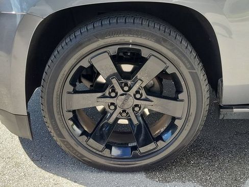 Used 2019 GMC Yukon Denali w/ Open Road Package RWD image 5