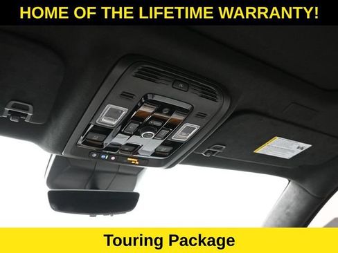Used 2025 Cadillac Escalade Sport Platinum w/ LPO, Floor Liner Package AWD/4WD image 21