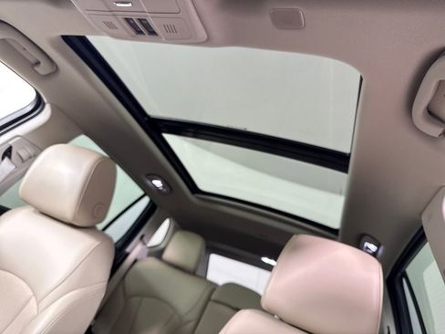 Used 2020 Buick Envision Preferred image 18