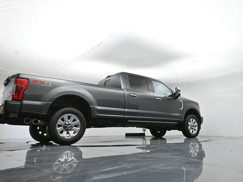 Certified 2018 Ford F350 Platinum w/ Platinum Ultimate Package image 61