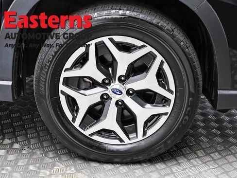 Used 2022 Subaru Forester Premium AWD/4WD image 34
