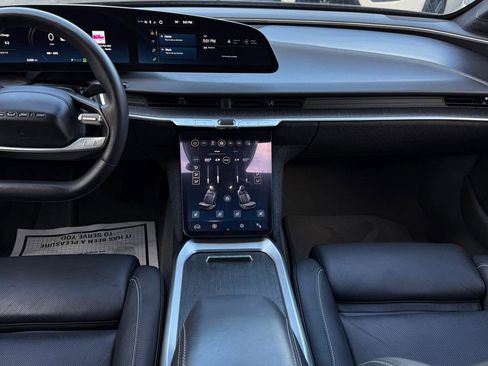 Used 2024 Lucid Air Touring image 41