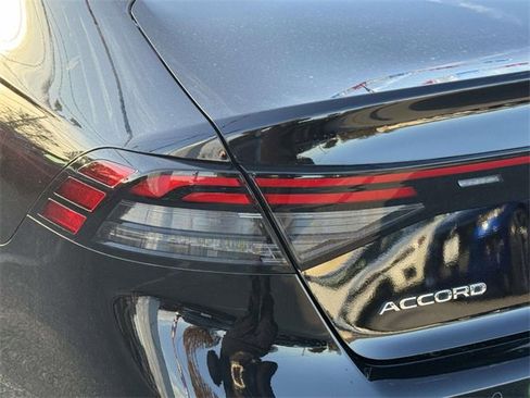 Certified 2024 Honda Accord EX-L image 9