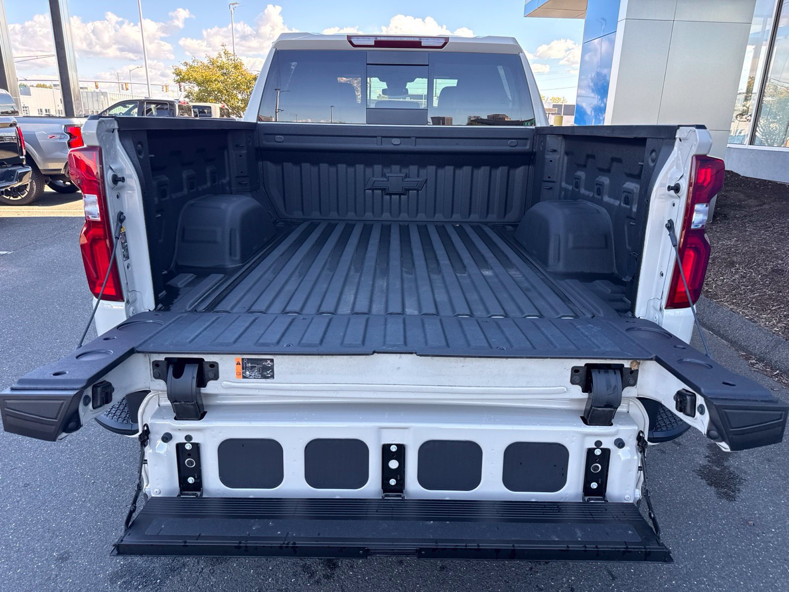 New 2026 Chevrolet Silverado 1500 RST AWD/4WD image 11