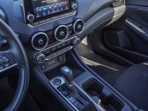 Used 2024 Nissan Sentra SV image 18