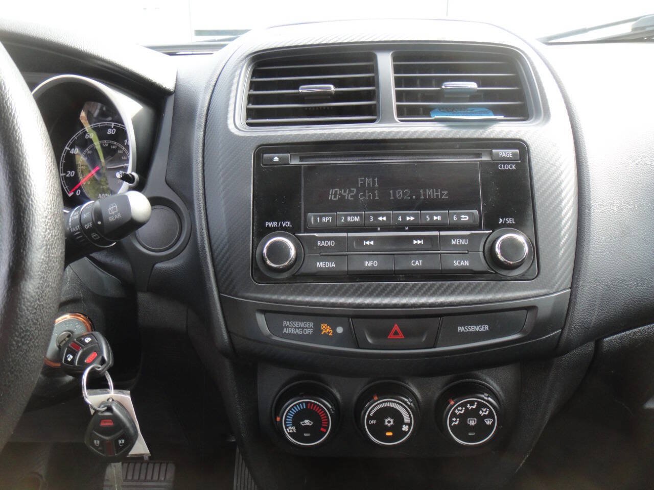 Used 2015 Mitsubishi Outlander Sport ES AWD/4WD image 13