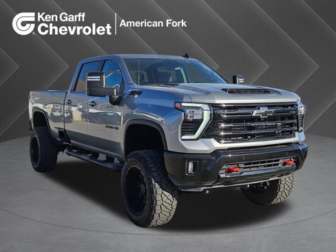 Used 2025 Chevrolet Silverado 3500 LT w/ Trail Boss Package AWD/4WD image 1