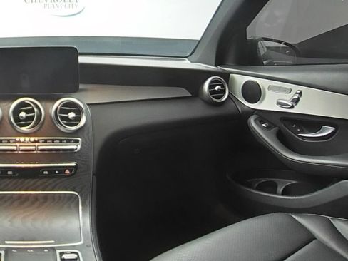 Used 2021 Mercedes-Benz GLC 300 image 15