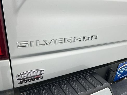 Used 2020 Chevrolet Silverado 1500 LTZ w/ LTZ Premium Package image 31