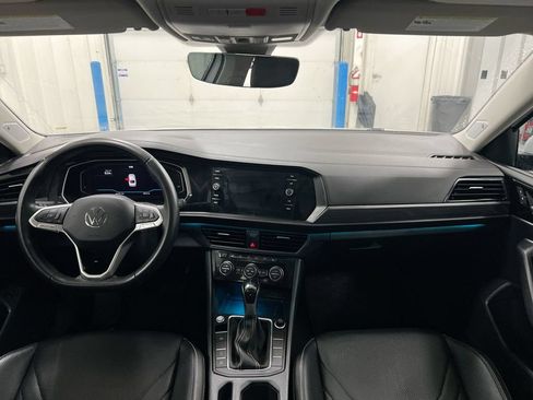 Used 2023 Volkswagen Jetta SEL FWD image 10
