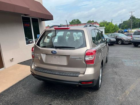 Used 2015 Subaru Forester 2.5i w/ Alloy Wheel Package AWD/4WD image 6