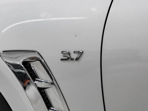 Used 2017 INFINITI QX70 AWD w/ Premium Package image 62