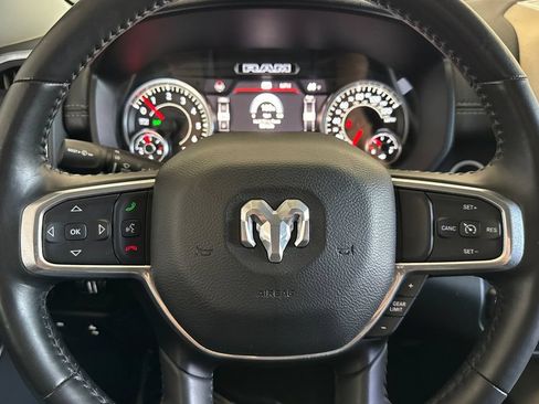 Used 2022 RAM 1500 Laramie AWD/4WD image 27