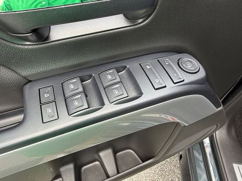Used 2018 Chevrolet Silverado 1500 LT w/ All Star Edition AWD/4WD image 15