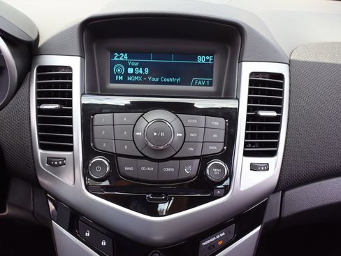 Used 2014 Chevrolet Cruze LT FWD image 10
