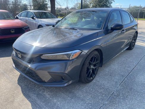Used 2024 Honda Civic Sport image 1